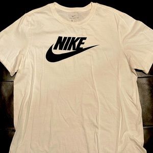 Nike tee shirt